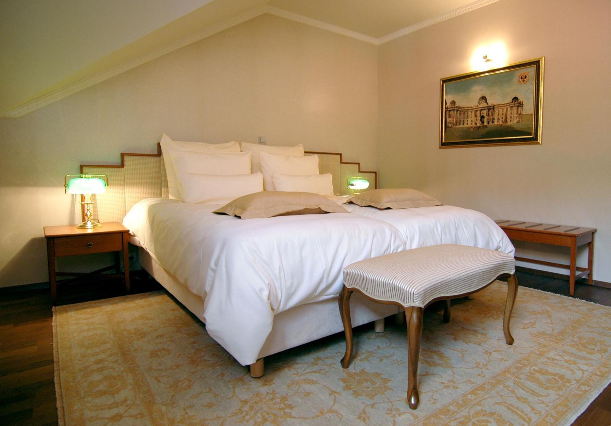 Hotel Mitra, Story Hotels Ptuj Bagian luar foto