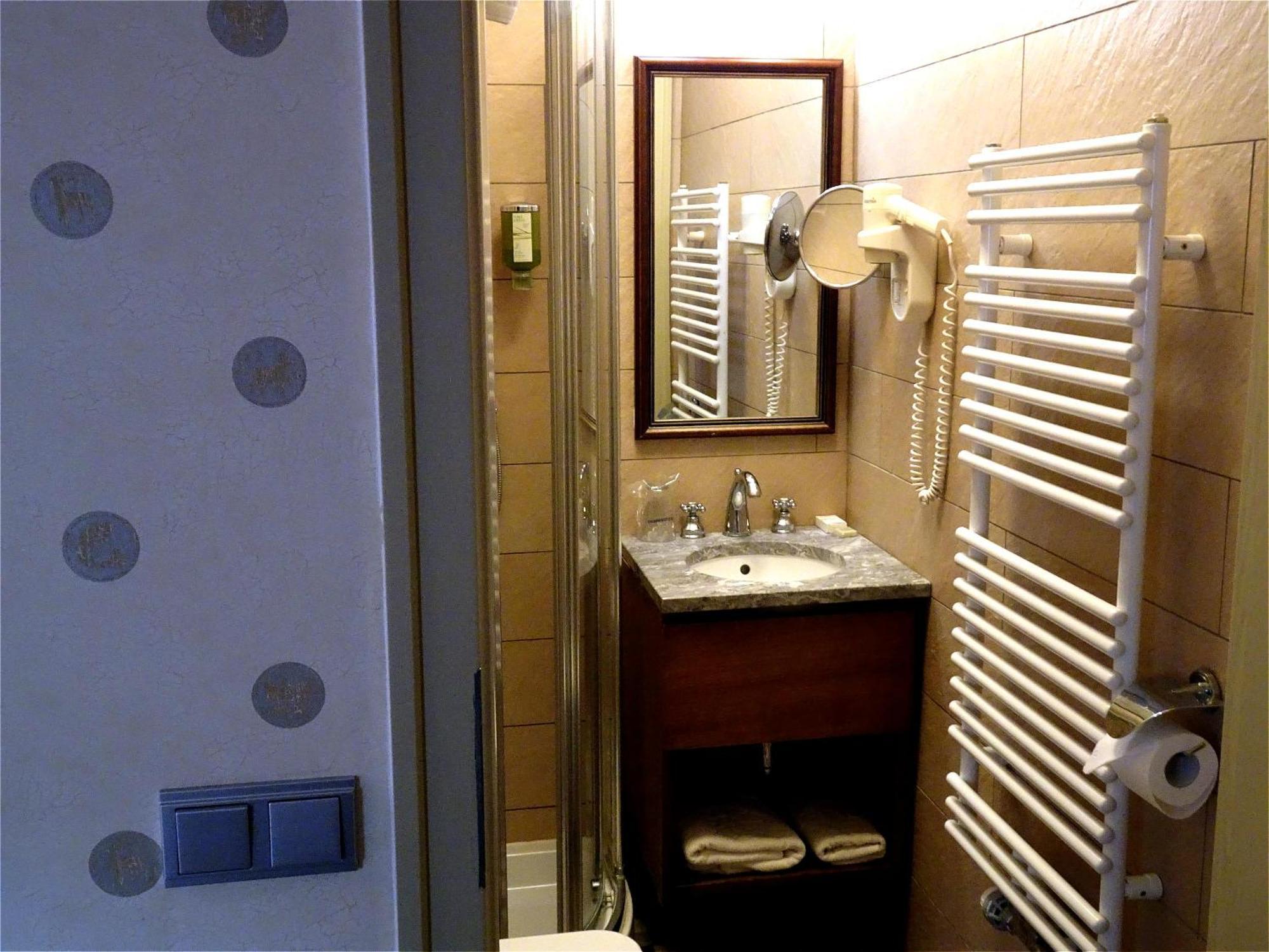 Hotel Mitra, Story Hotels Ptuj Bagian luar foto